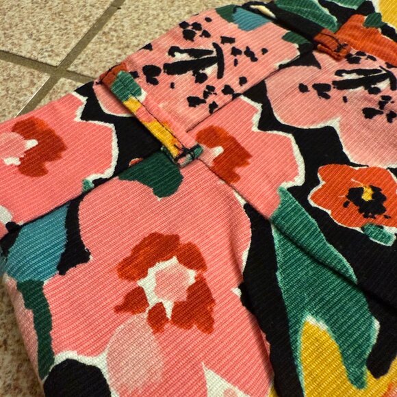 Zara (TRF) Flower Shorts - Picture 5 of 5